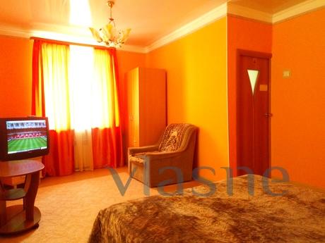 Metro Marx, Wi-Fi, excellent condition, Novosibirsk - apartment by the day
