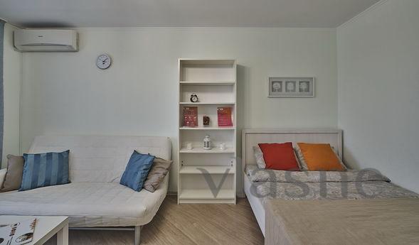 Studio apartment with city view, Perm - apartment by the day