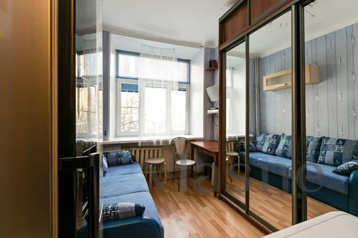 1 bedroom apartment for rent, Moscow - apartment by the day