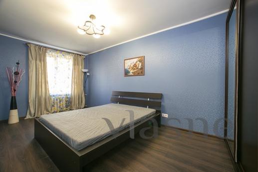 ROUND THE CLOCK! 24 HOURS! The apartment is perfect cleanlin