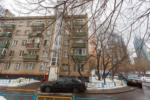 Comfortable apartment near the subway, Moscow - apartment by the day