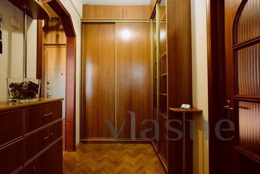 Two bedroom apartment in the center, Rostov-on-Don - apartment by the day