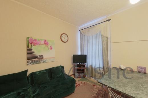 Apartments in Golden Triangle, Saint Petersburg - apartment by the day