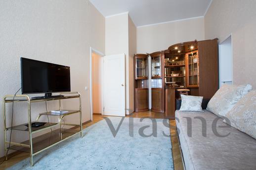 Apartments in St. Isaac's Cathedral, Saint Petersburg - apartment by the day