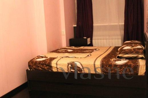 Luxury 4-room apartment in the center, Volgograd - apartment by the day