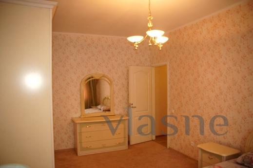 Luxury 3-bedroom in the heart!, Volgograd - apartment by the day