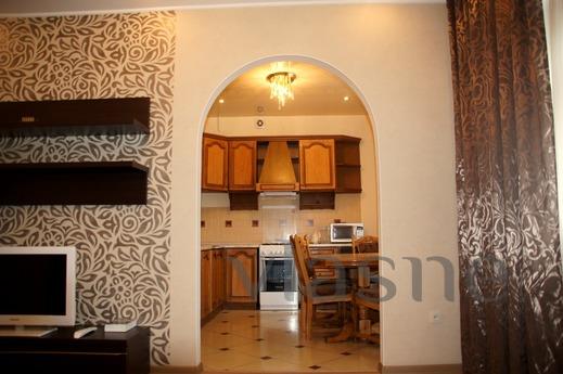 Luxury 3-bedroom in the heart!, Volgograd - apartment by the day