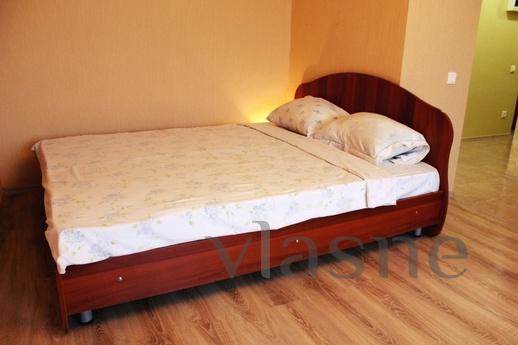 Luxury studio in center, Volgograd - apartment by the day