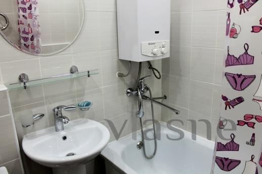 Luxury studio in center, Volgograd - apartment by the day