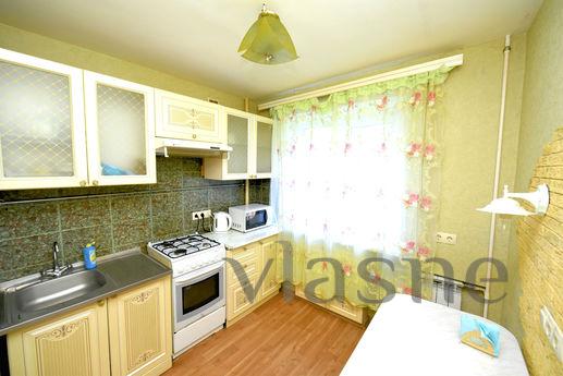 2 bedroom apartment in the center, Volgograd - apartment by the day