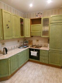 Excellent 4-room apartment on the waterf, Volgograd - apartment by the day