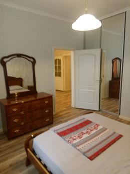 Excellent 4-room apartment on the waterf, Volgograd - apartment by the day