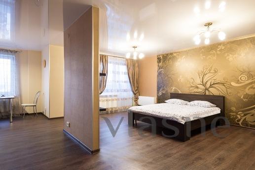 In the center of Tyumen, a modern, clean, large-sized apartm