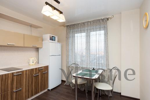 Cozy apartment in Tyumen, Tyumen - apartment by the day