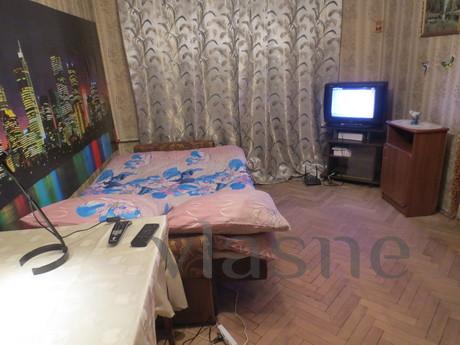 2 bedroom apartment for rent, Moscow - apartment by the day