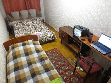 underground 10 minutes on foot, 4 bed, 6, Moscow - apartment by the day
