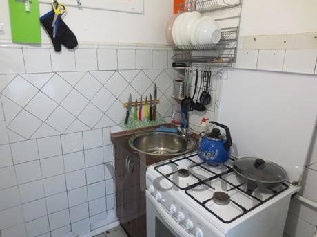 The apartment is near the Metro Perovo, Moscow - apartment by the day
