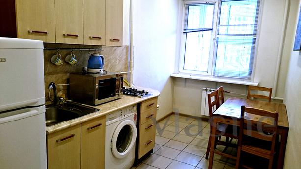 Cozy apartment in the center, Moscow - apartment by the day