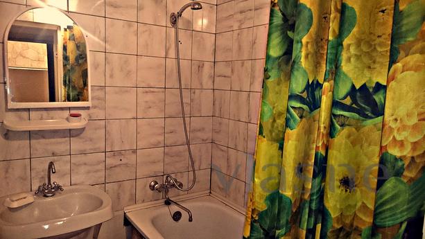 One bedroom apartment in the Stalin hous, Moscow - apartment by the day