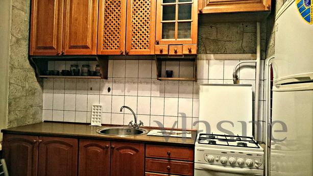 One bedroom apartment in the Stalin hous, Moscow - apartment by the day