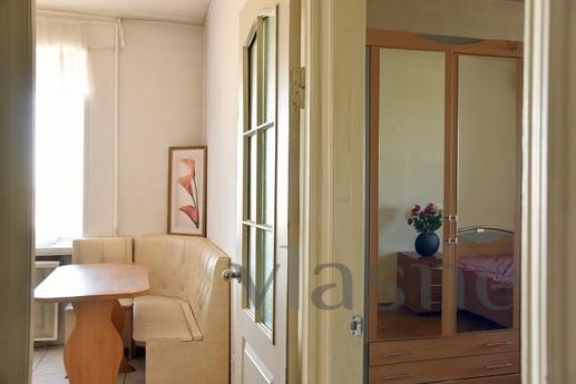The apartment with loggia subway Savelov, Moscow - apartment by the day