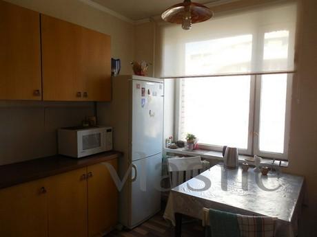'Beds' in a spacious apartment, Moscow - apartment by the day
