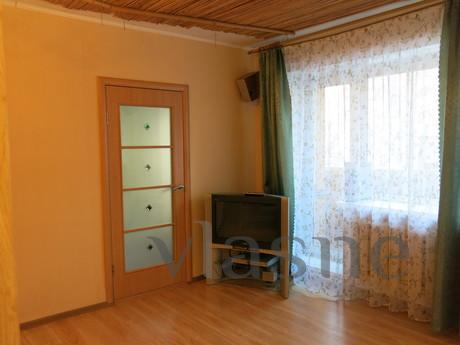 Offered, hours, days, weeks,, Novosibirsk - apartment by the day