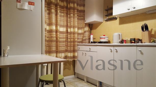 The apartment is on the Academic, Moscow - apartment by the day