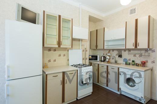 1 bedroom on Frunze Embankment, Moscow - apartment by the day