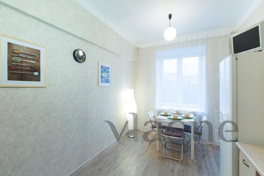 1 bedroom on Frunze Embankment, Moscow - apartment by the day