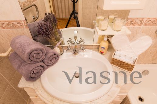 2 bedroom apartment for rent, Moscow - apartment by the day