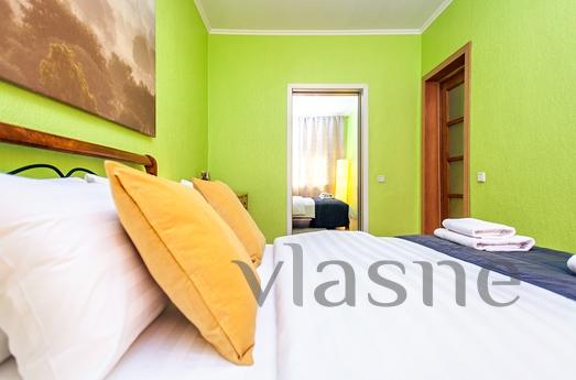 Apartment near Dubrovka metro station, Moscow - apartment by the day