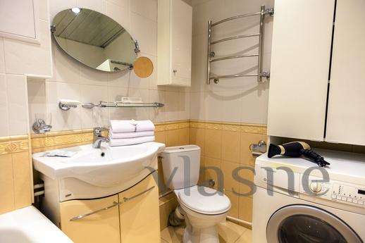Apartment near Dubrovka metro station, Moscow - apartment by the day