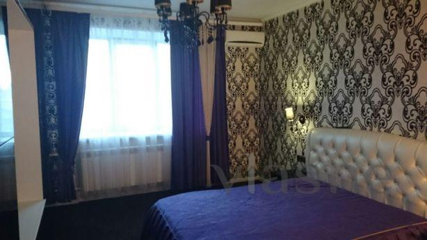 2 bedroom apartment for rent, Tyumen - apartment by the day