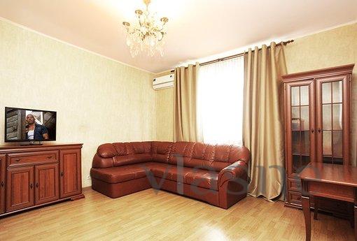 1 bedroom apartment near the subway, Yekaterinburg - apartment by the day