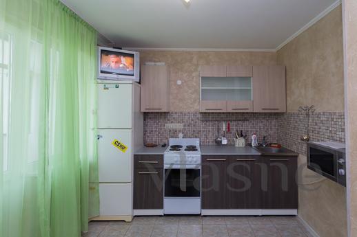 2 bedroom apartment in the center, Krasnodar - apartment by the day