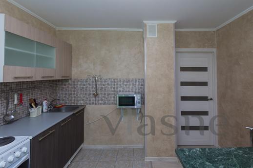 2 bedroom apartment in the center, Krasnodar - apartment by the day