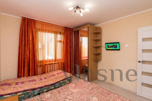 2 bedroom apartment in the center, Krasnodar - apartment by the day