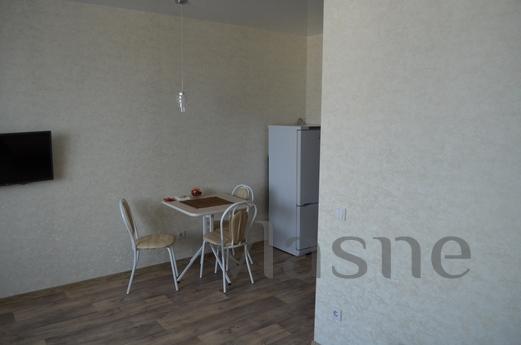 Sunny apartment in the city center, Novosibirsk - apartment by the day