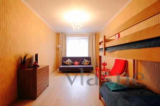 3 bedroom apartment for rent, Krasnogorsk - apartment by the day