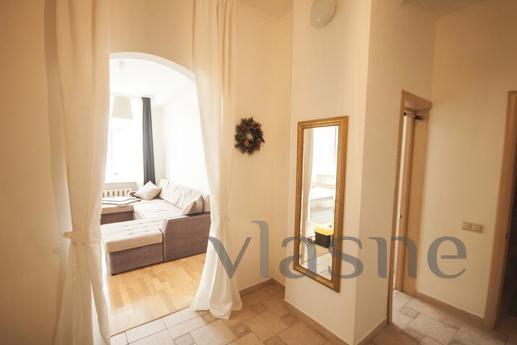 Smolenskaya pl., 13/21, Moscow - apartment by the day