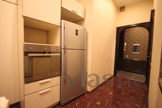 Klimentovsky Pere, 6, Moscow - apartment by the day