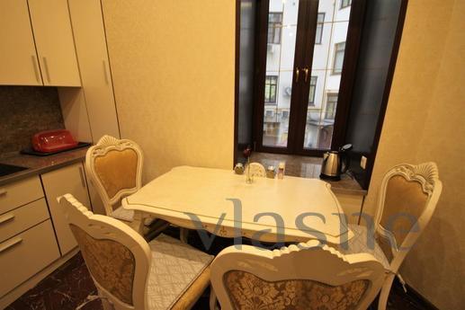 Klimentovsky Pere, 6, Moscow - apartment by the day