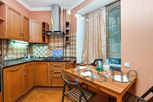 Krestovozdvizhensky per, 4, Moscow - apartment by the day