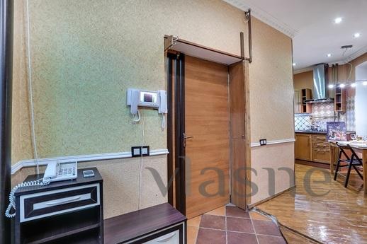 Krestovozdvizhensky per, 4, Moscow - apartment by the day