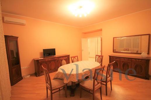 Novinsky Boulevard 12, Moscow - apartment by the day