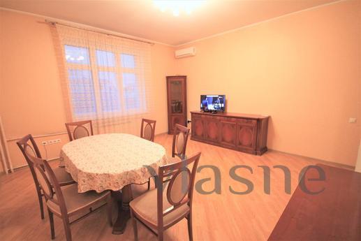 Novinsky Boulevard 12, Moscow - apartment by the day