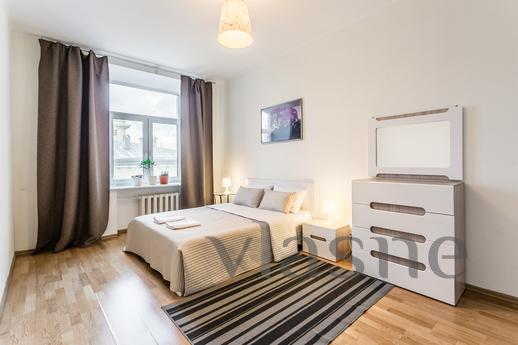 Daily Smolenskaya Sq. 13/21, Moscow - apartment by the day