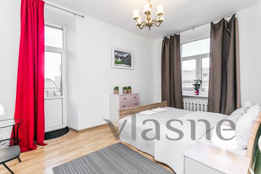 Daily Smolenskaya Sq. 13/21, Moscow - apartment by the day
