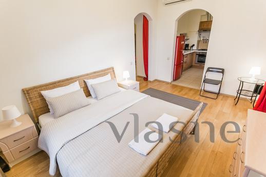 Daily Smolenskaya Sq. 13/21, Moscow - apartment by the day